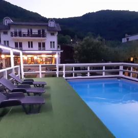 Hotel River View bihac, отель в городе Lohovo