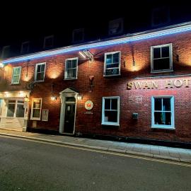 The Swan Hotel,位于海斯的酒店