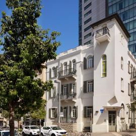 Bachar House - FATTAL COLORS
