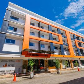 The Original Orange Hotel, hotelli kohteessa Nakhon Si Thammarat
