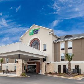 Holiday Inn Express & Suites - Morehead City by IHG, готель у місті Моргед-Сіті