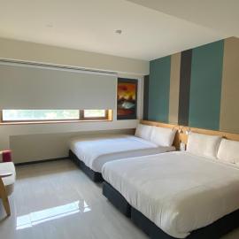 Fu Kuang Hotel, hotel em Pingtung City