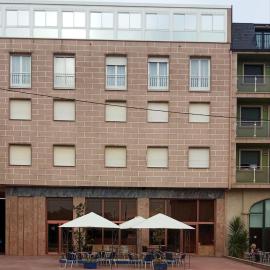 HOTEL LAGO, hotel u gradu Viljanueva de Arosa