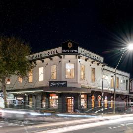 The State Hotel, hotel di New Plymouth