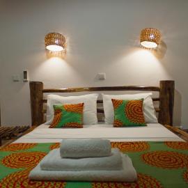 Residêncial Tamarindos, hotel a M. Peixe