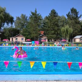 Camping Rožnov, hotel di Rožnov pod Radhoštěm