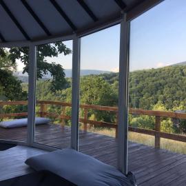 Глемпінг luxury, hotel em Lypovets