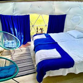 Zeta Camping -Chaukhi View Mountain Retreat, hotell Jutas