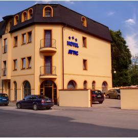 Attic Hotel, hotel v Prahe