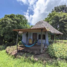 Finca del Sol Eco Lodge, מלון בSanta Cruz