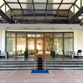 Hotel Prydesnyansky, hotel v destinaci Černihiv