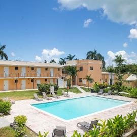 Orange Hill Beach Inn, hotel di Nassau