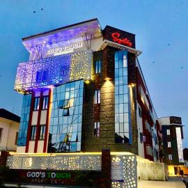God's Touch Apartments Signature, khách sạn ở Lagos