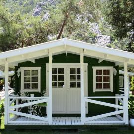 Lukkies Lodge Cirali, hotel in Cıralı