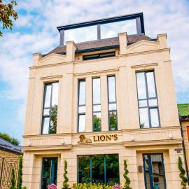 Lion's Hotel, hotel di Chisinau