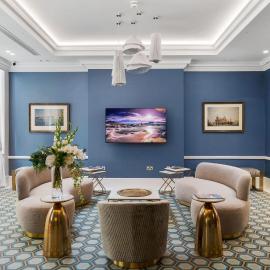 Commodore Hotel