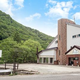 Tenjin Lodge, hotel en Minakami