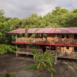 Paraiso Escondido, hotel Bahía Solanóban