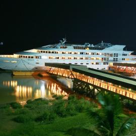 Vintage Luxury Yacht Hotel โรงแรมในย่างกุ้ง