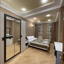 Tea’s Condo in the Heart of Tbilisi (3), hotel em Tbilisi
