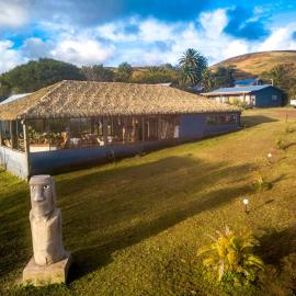Cabañas Henua Iti, hotel in Hanga Roa