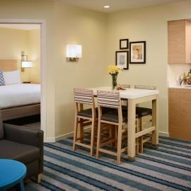 Sonesta ES Suites Princeton, hotel u gradu 'Princeton'