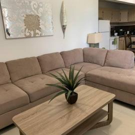 Private/Central 3 Bedroom Home, Hotel in Hagatna