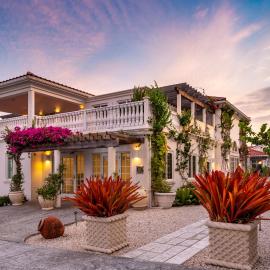Le Soleil D'or, hotel Cayman Brac városában