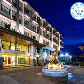 Pura Nakhon Hotel, hotelli kohteessa Nakhon Si Thammarat