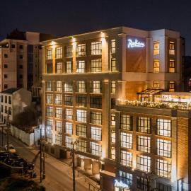 Radisson Serviced Apartments Antananarivo City Centre، فندق في أنتاناناريفو