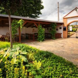 Hotel Restaurant Na Statku