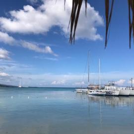 Ocho Rios में, होटल Contemporary Ocean view 2bed Carib Ocho Rios Condo