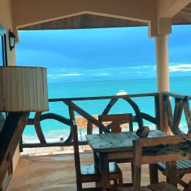 White Sands, hotel Pajéban