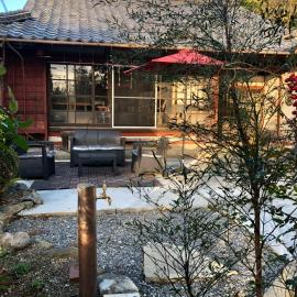 Kumano Winery Guest House: Tanabe şehrinde bir otel