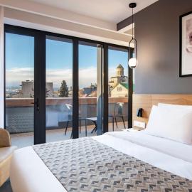Clocks Hotel Tbilisi, ξενοδοχείο στην Τιφλίδα