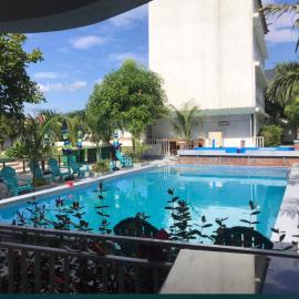 Mountain View Hotel and Bar Restaurant, hotel en Cabo Haitiano