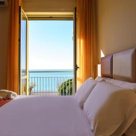 Hotel Tirreno