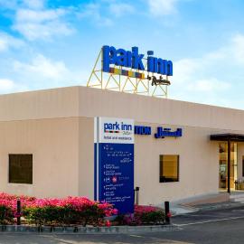 Park Inn by Radisson Hotel and Residence Duqm, ξενοδοχείο σε Duqm