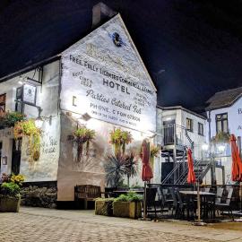 The Black Boy Inn, хотел в Карнарфон