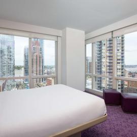 न्यूयॉर्क में, होटल YOTEL New York Times Square