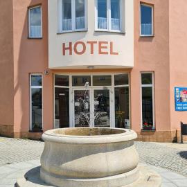 Hotel Pangea, hotel sa Telč