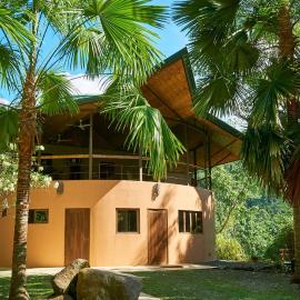 Manoas, hotell i Uvita