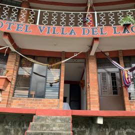 Hotel Villa del Lago, Gladys โรงแรมในซานเปโดร ลาลากูนา