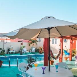 Courtesy Apartments Aruba, хотел в Ораниестад