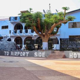 Accra में, होटल Airport Side Hotel