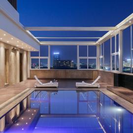 Golden Tulip City Centre Gurgaon, hotel in Gurgaon