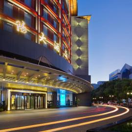 Yue Yang Hotel, khách sạn ở Yueyang