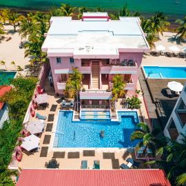 Miramar Suites, hotel in Placencia