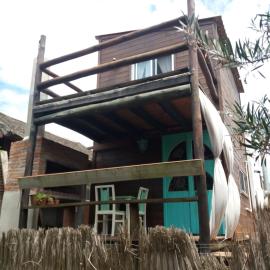 Cabaña Tiny en la playa con vista al mar Cumbre del Diablo 1, хотел в Пунта Дел Диабло