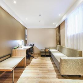 Atour Hotel Qinghuangdao Shanhaiguang, hotel sa Qinhuangdao